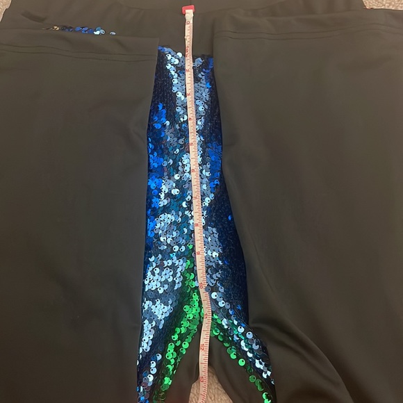*SOLD* Rainbow sequin flare pants size S - Picture 9 of 9
